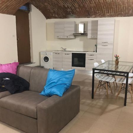 Bilocale Affori Apartman Milánó Kültér fotó
